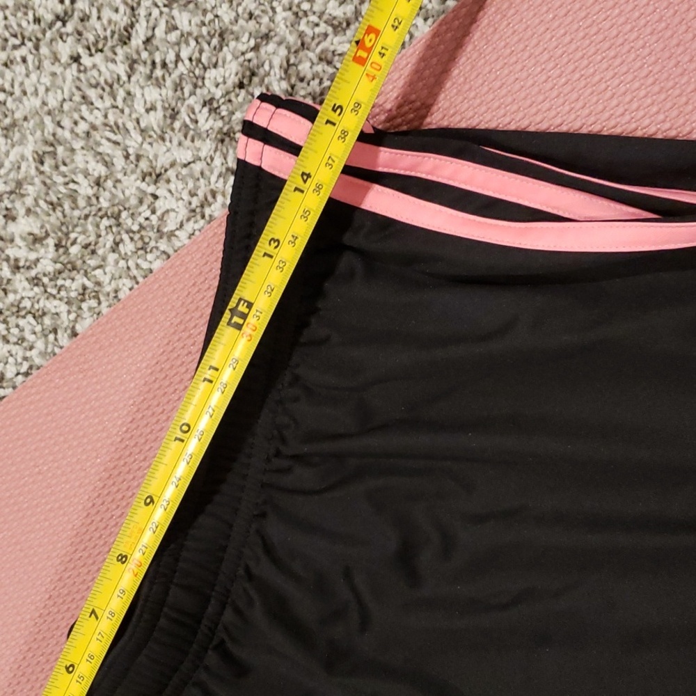 Adidas 5" Inseam Short Never Worn - Picture 6 of 9